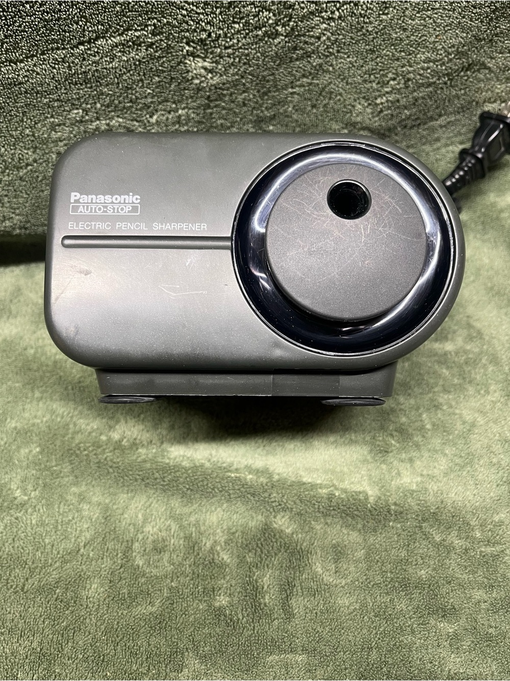 Panasonic Auto-Stop Electric Pencil Sharpener Model KP-350 Tested and Working